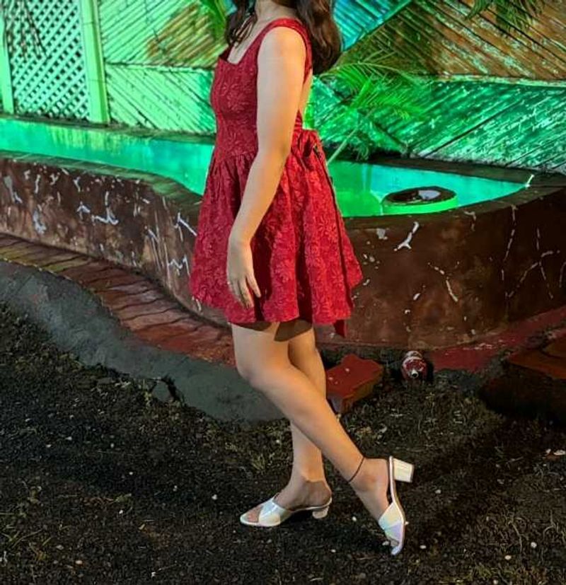 Chic Red Lace Dress