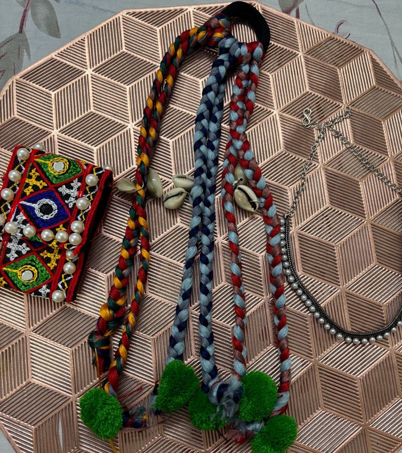 set of 3 festive accessories