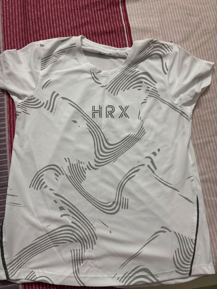 brand new hrx tshirt