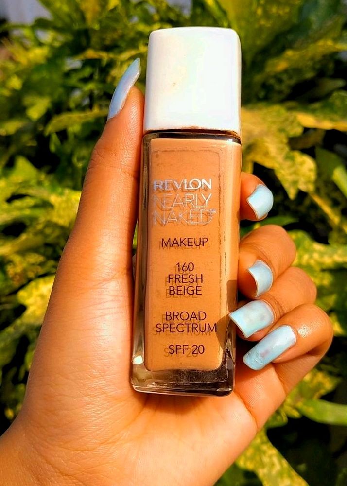 🎉OFFER‼️Revlon Nearly Naked Foundation ‼️