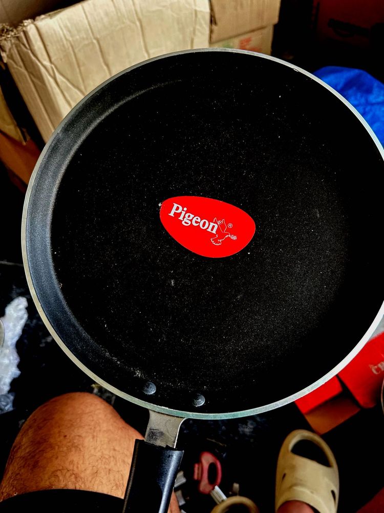 Peigon With Handle Red Twa Unused