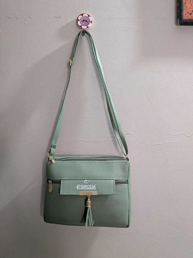 Stylish Green Crossbody Bag