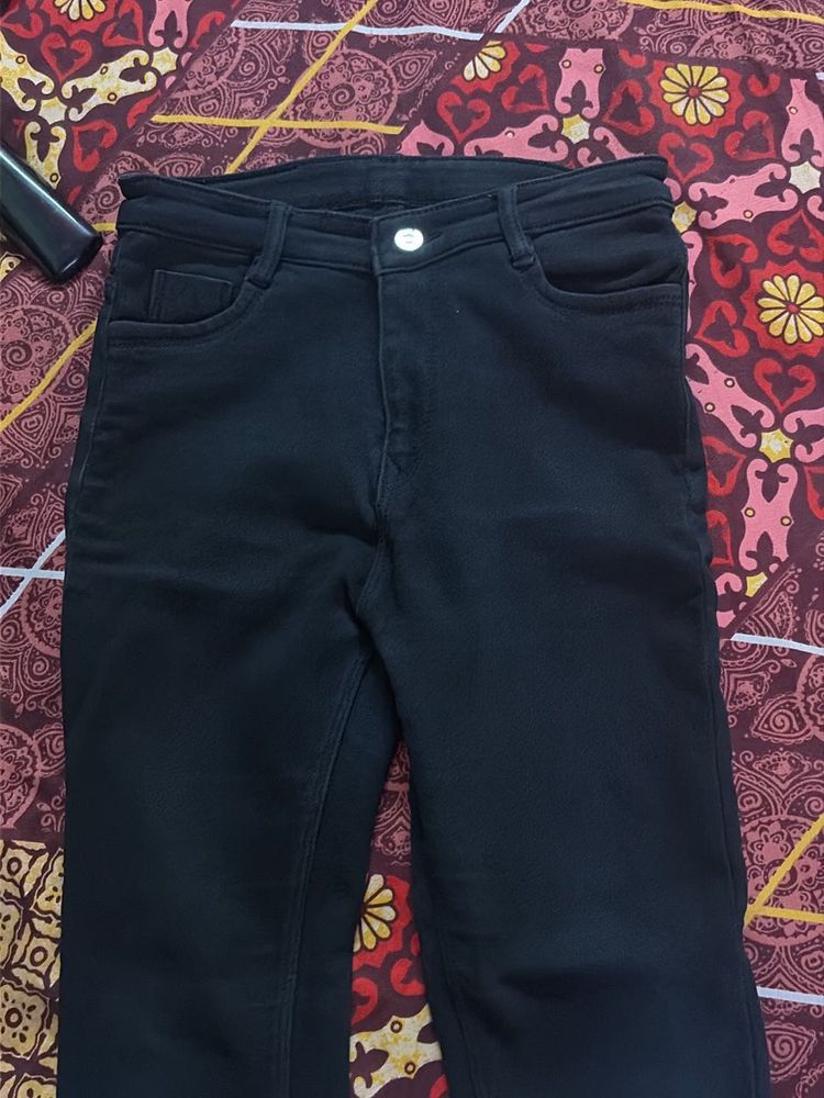 Classic Black Skinny Jeans