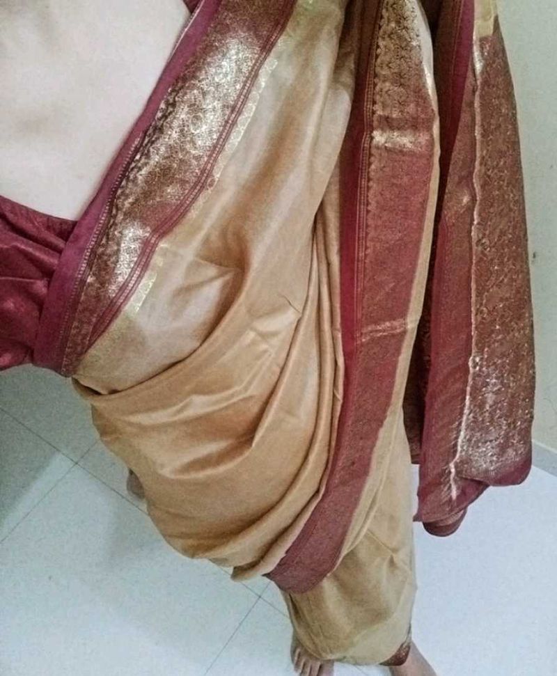 Elegant Beige &amp; Maroon Saree