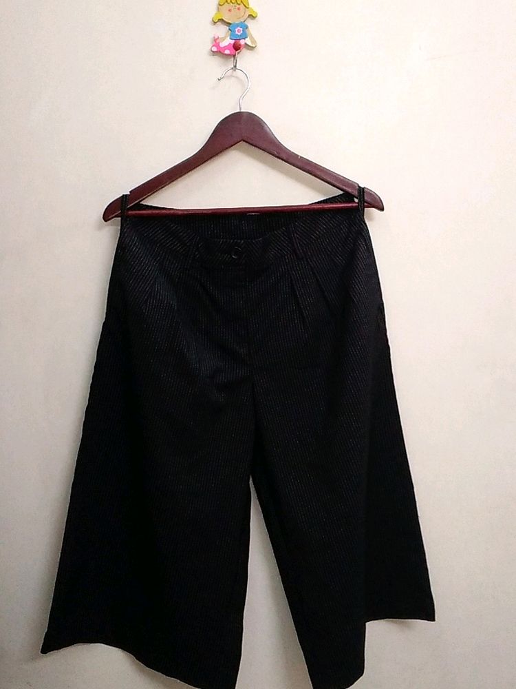 Black Loose Fit Bottom For Women