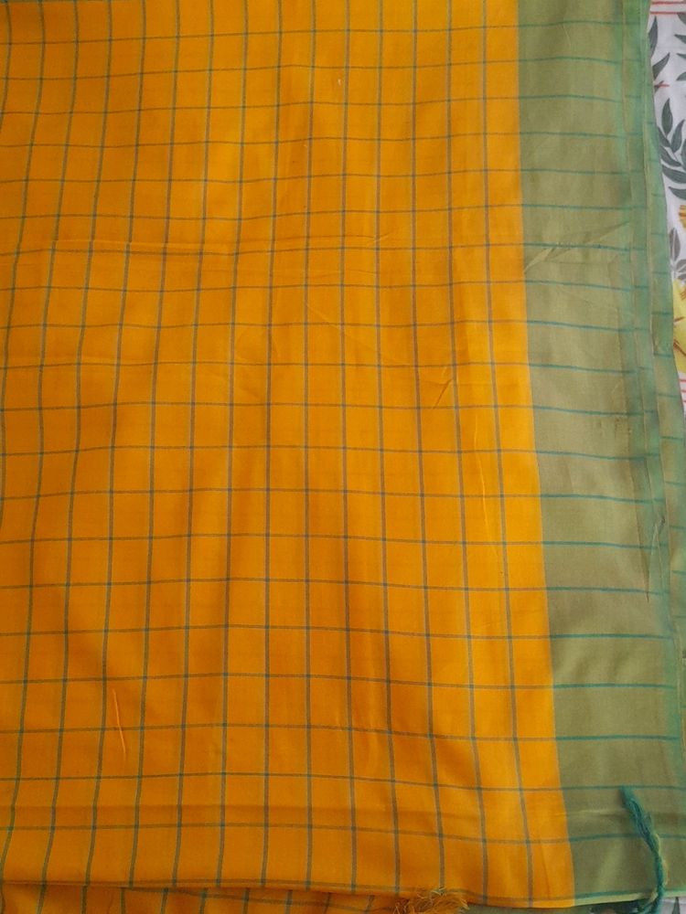 This is saree which look beautiful.