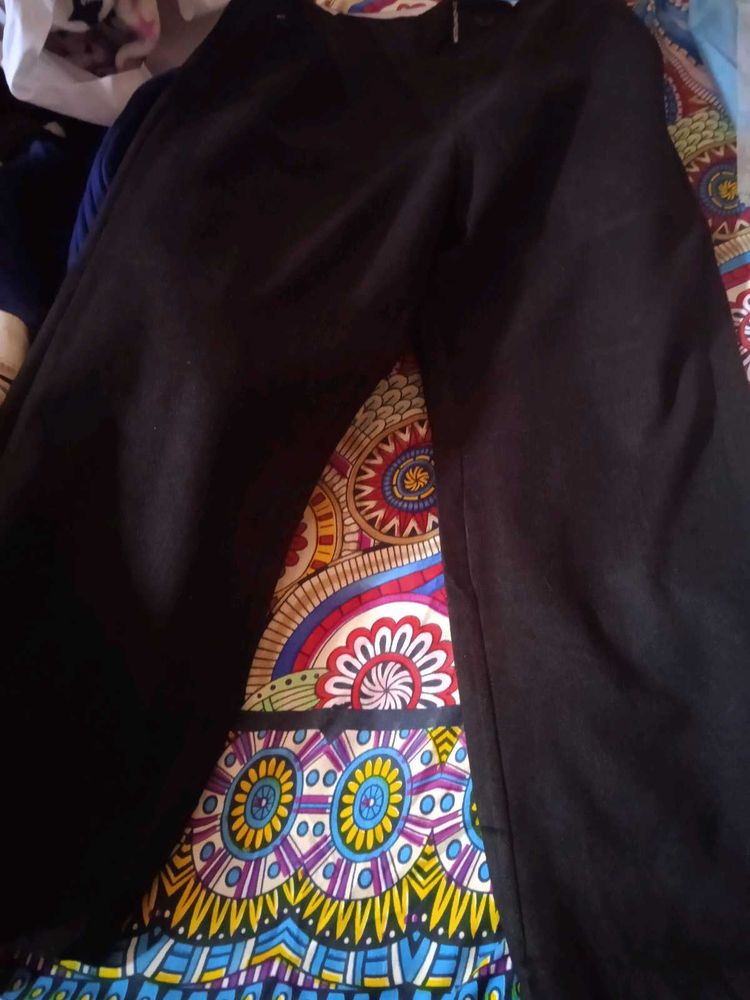 black pant