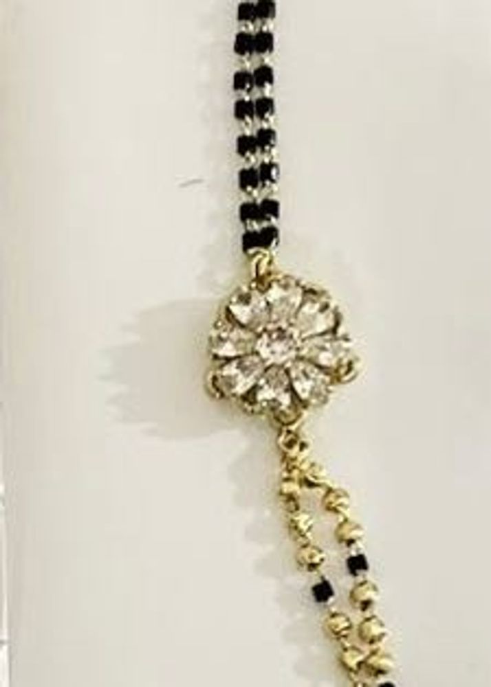 Elegant bracket Mangalsutra