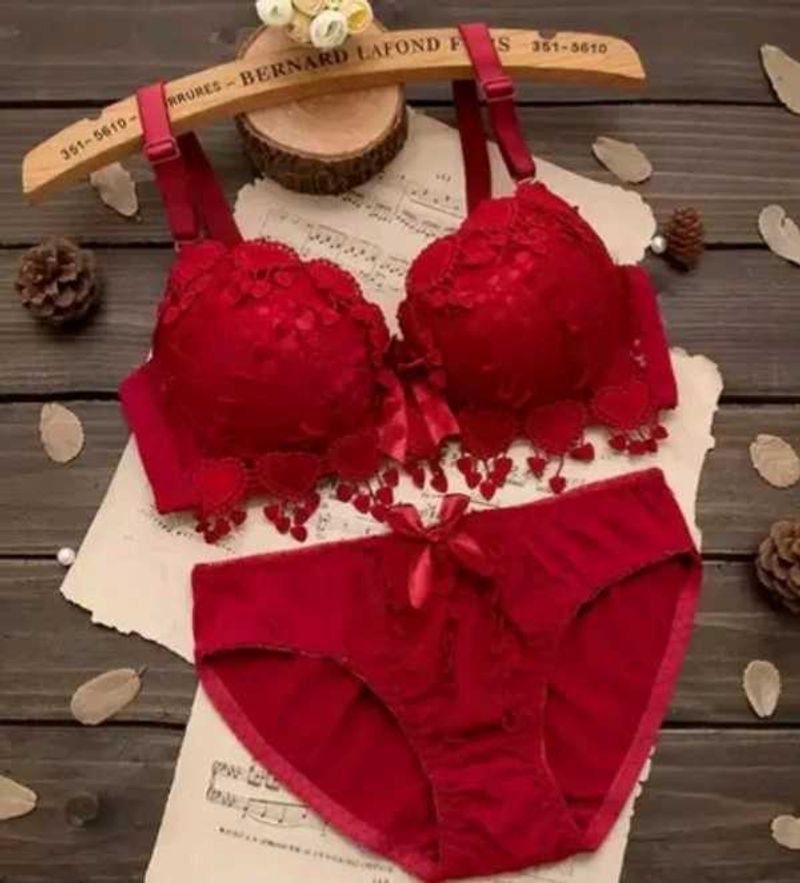 Women's Honeymoon Hot Lacy Red Bra &amp; Panty Set