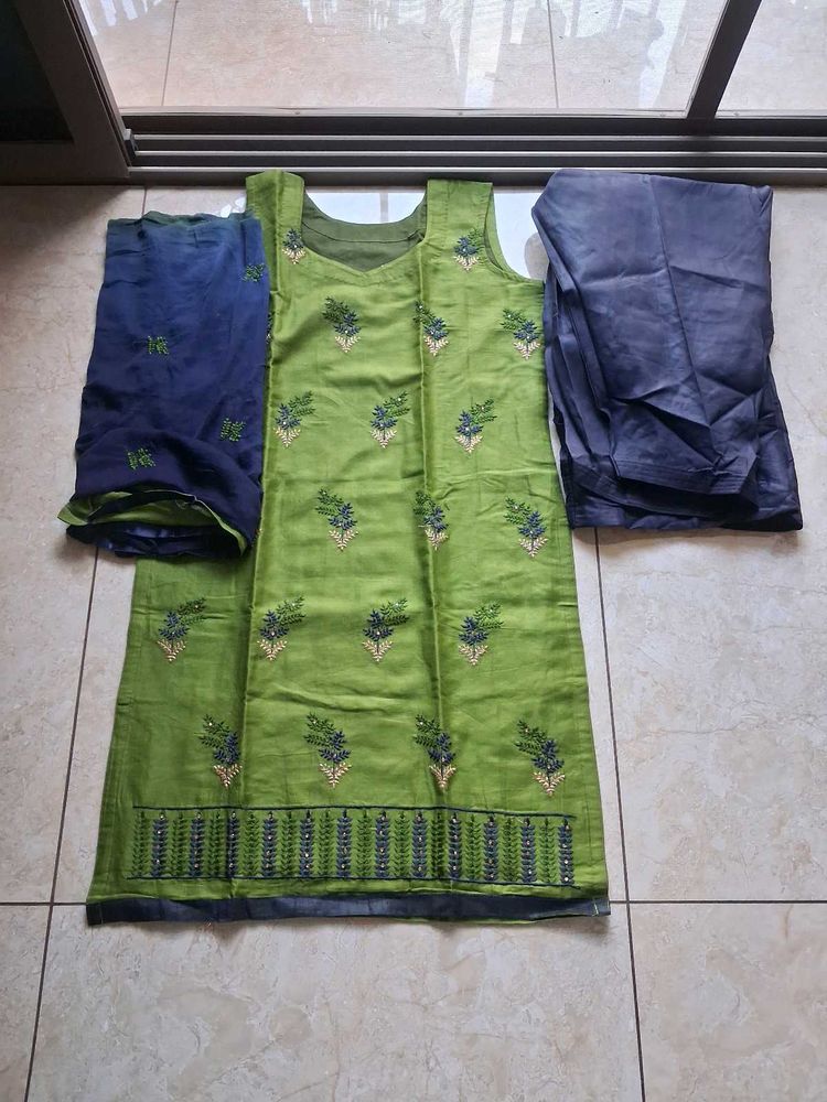 Embroidered Kurta Set with Dupatta