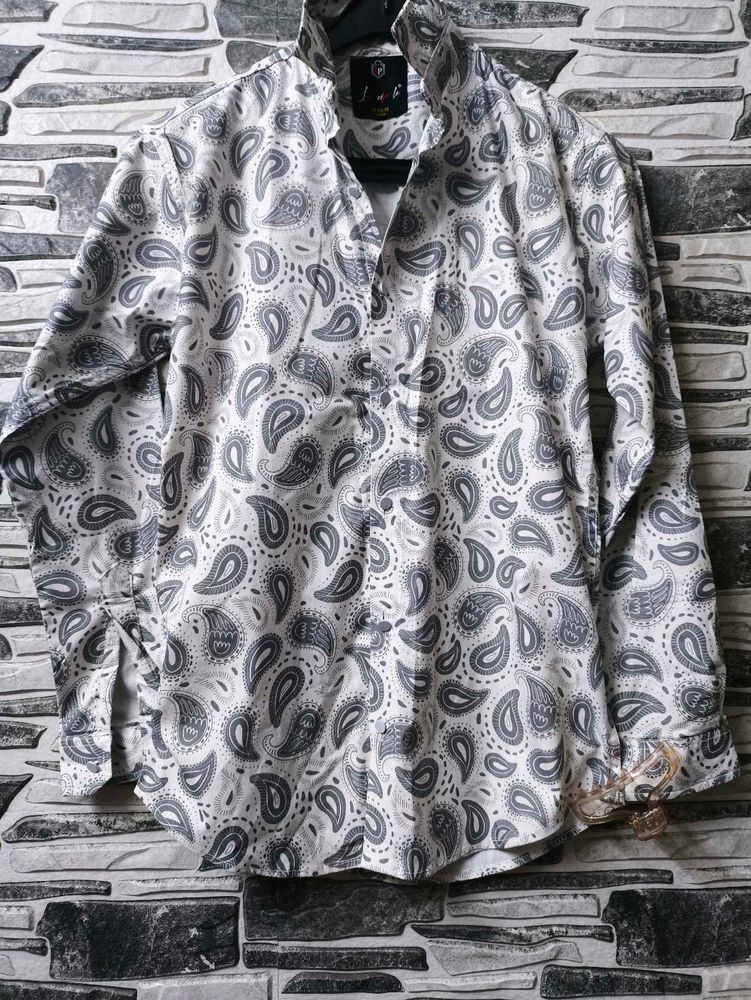 Stylish Paisley Print Shirt
