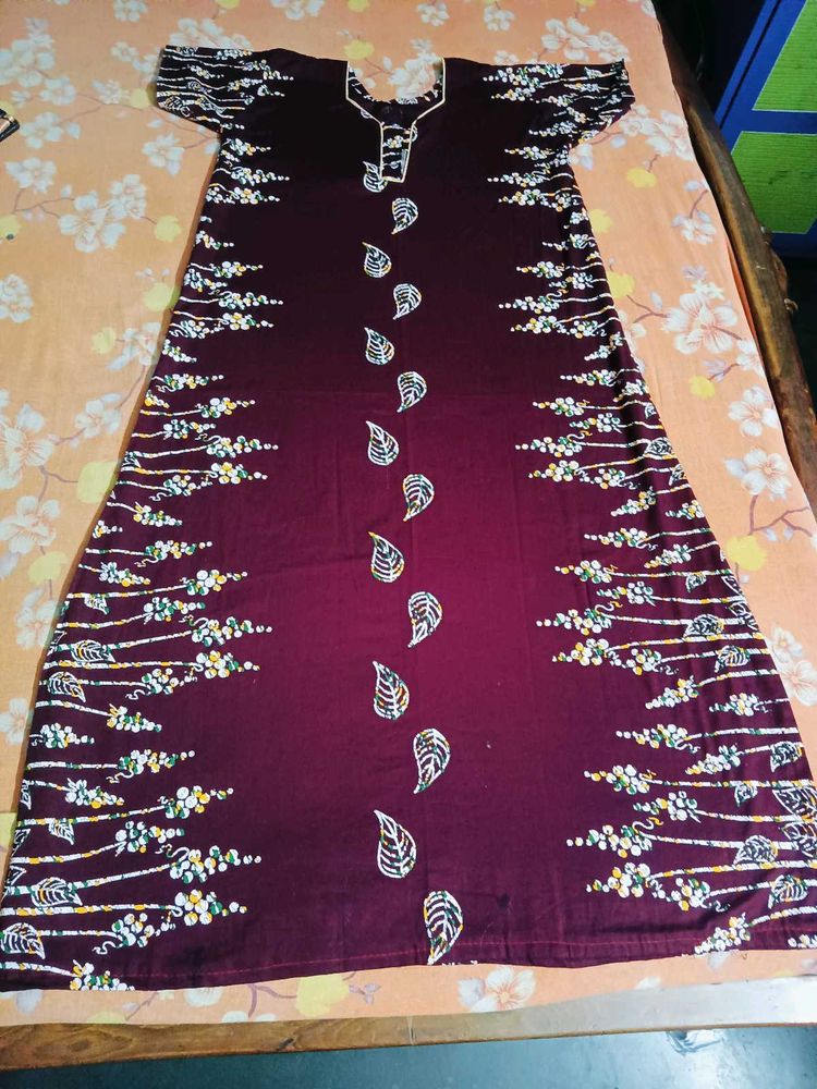 Burgundy Floral Nightgown(New)