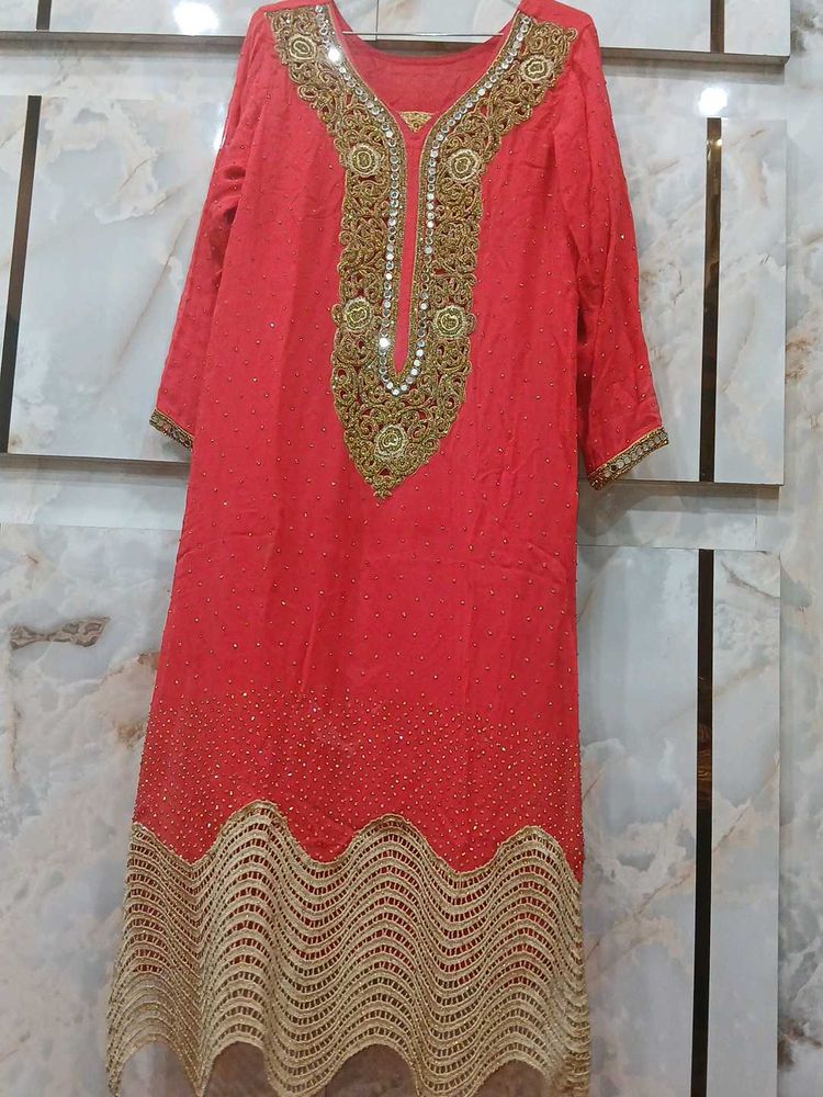 Pink &amp; Gold Embroidered Kurti