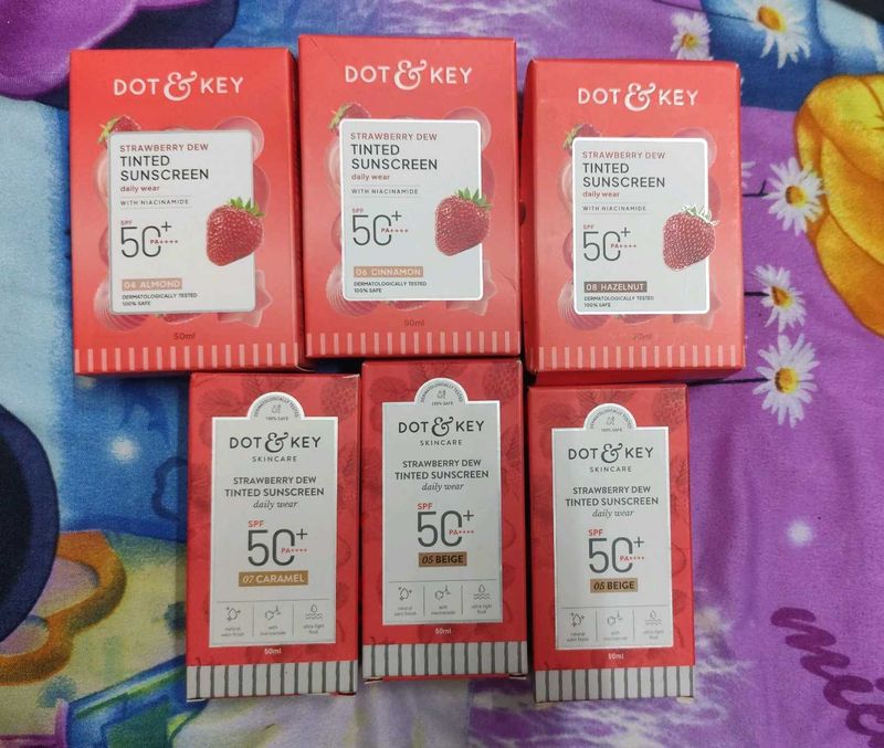 DOT &amp; KEY Strawberry Dew Tinted Sunscreen