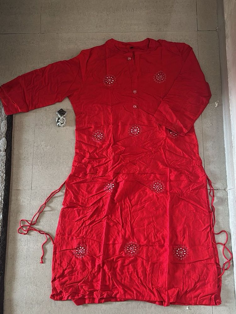 Red Embroidered Kurta