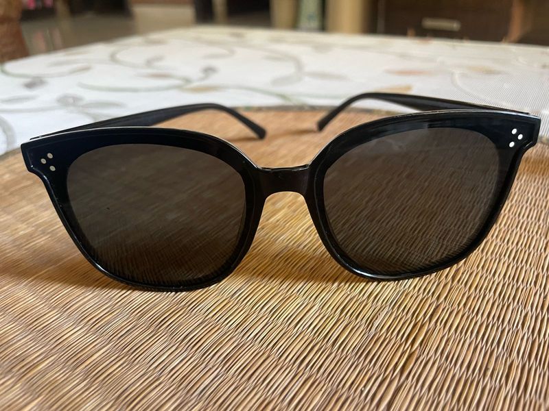 New Black Square Rim Unisex Sunglasses