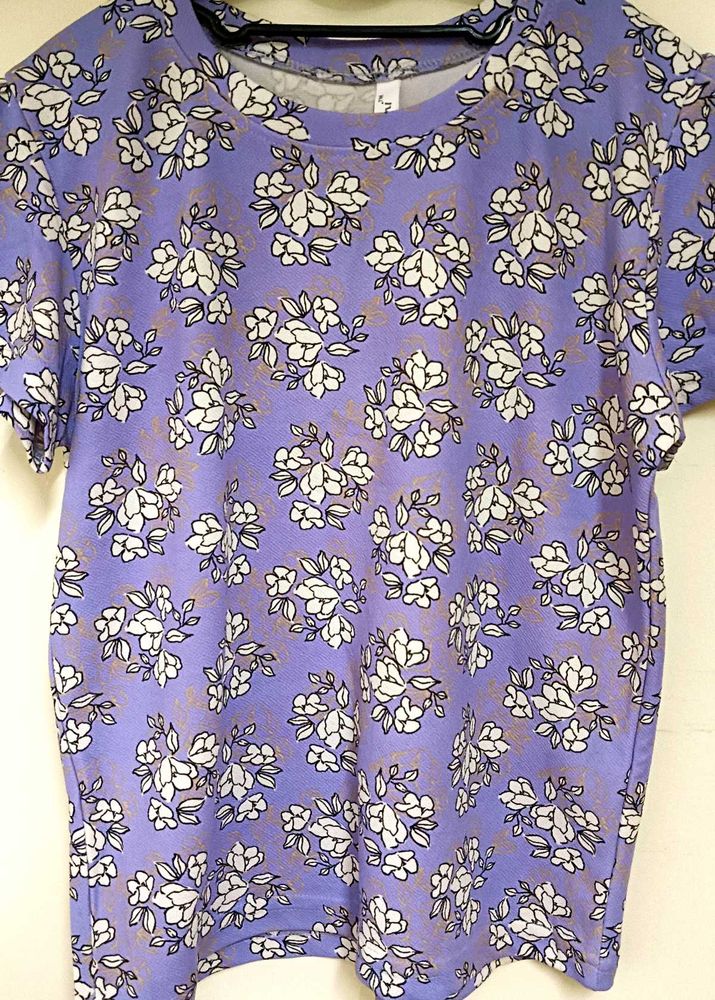 🪻🪽Floral Print T-Shirt ✨🖤