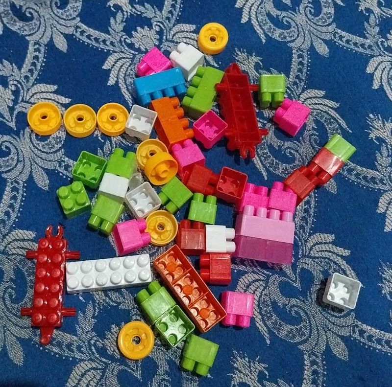 Building Blocks Toy Set
