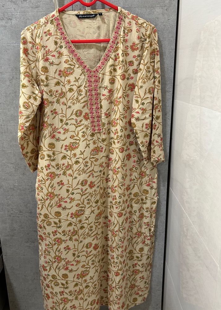 Chic Floral Print Kurta