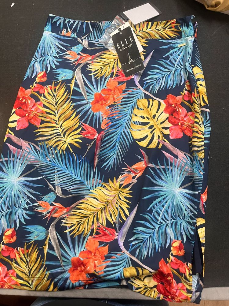 ELLE Tropical Floral Printed Skirt