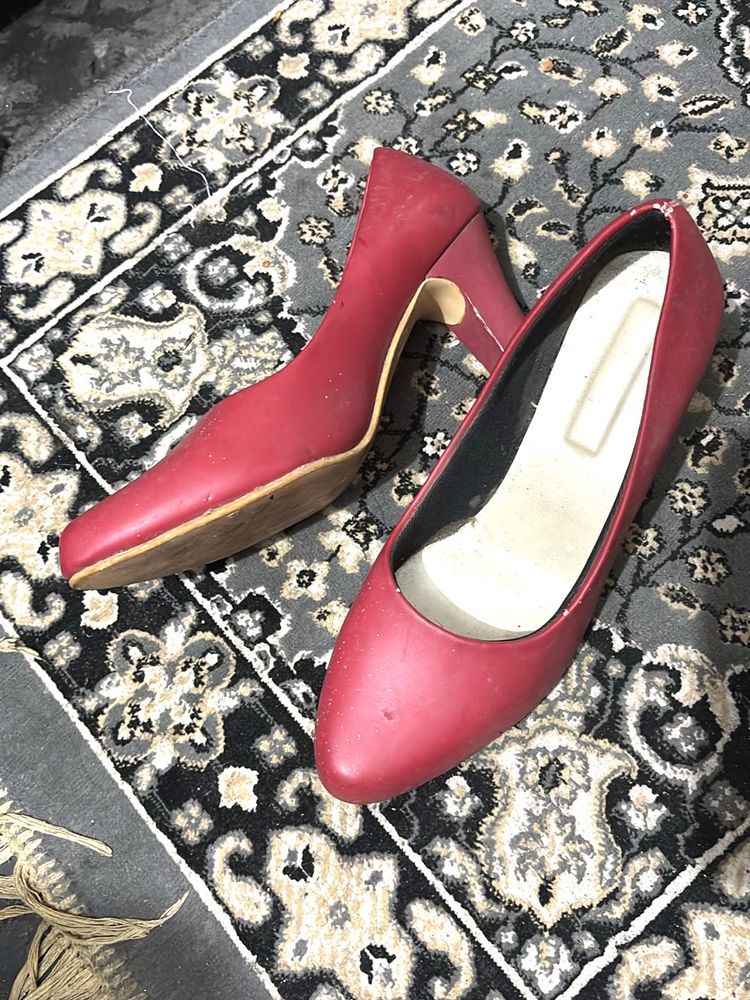 Stylish Red Block Heels