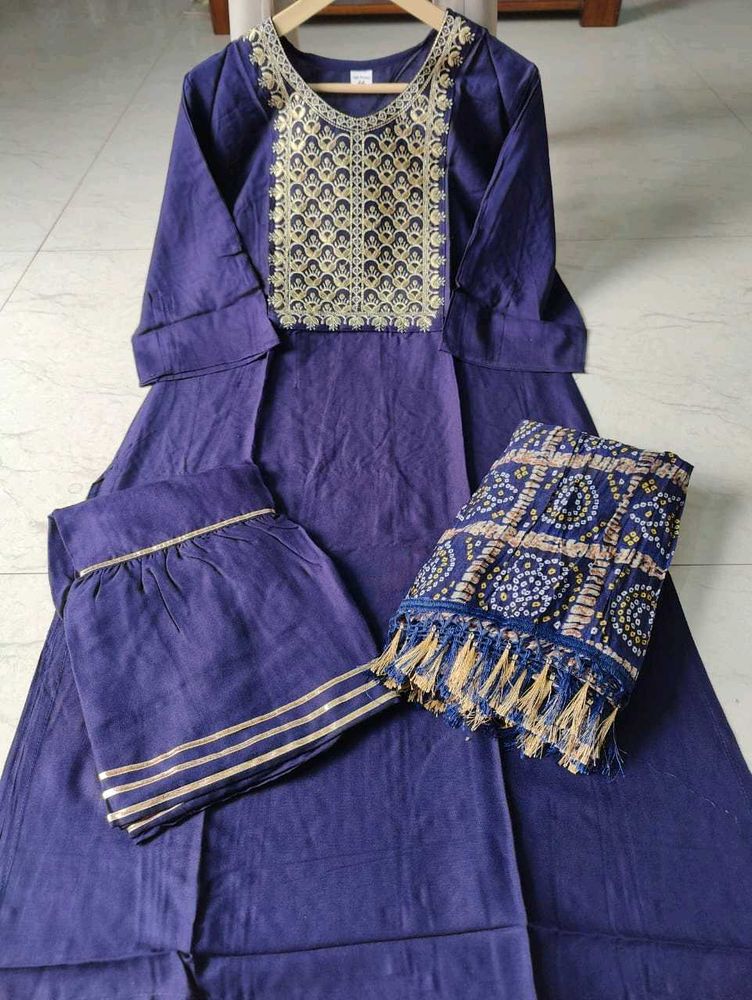 Embroidery kurti sarara duptta