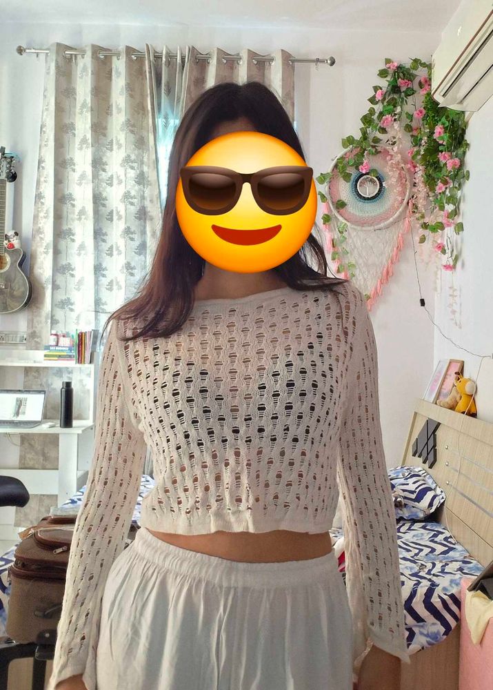 H&amp;M coverup Chic White Crochet Crop Top