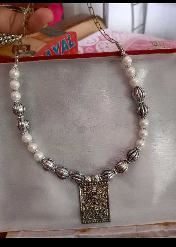 Pearl &amp; Silver Necklace With Grey Earrings