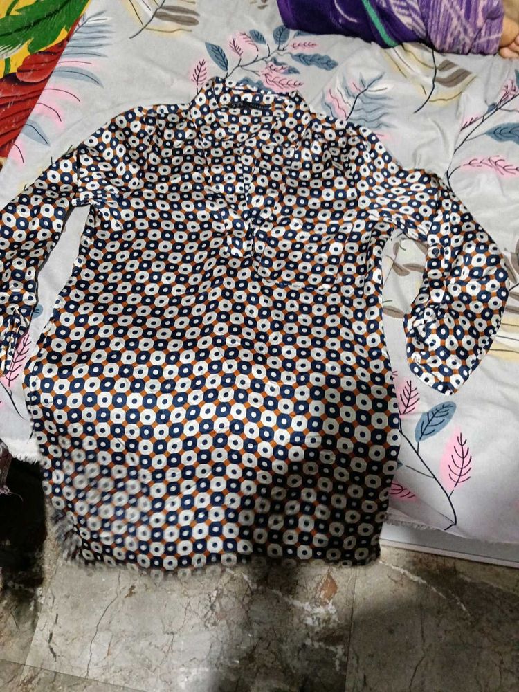 Stylish 3Kurtas Set