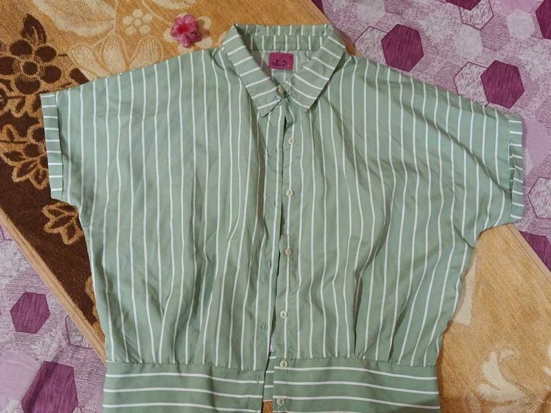 Green Striped Collared Shirt🍏