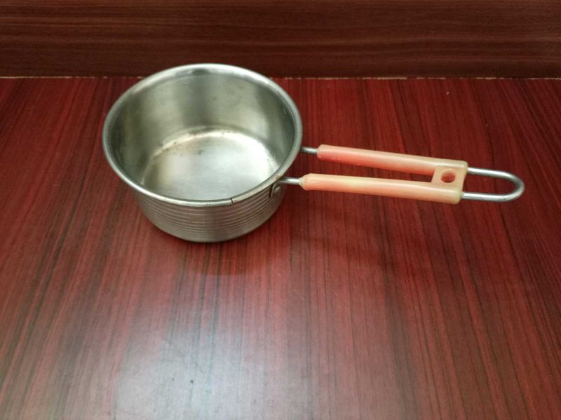 Stainless Steel Saucepan with Handle