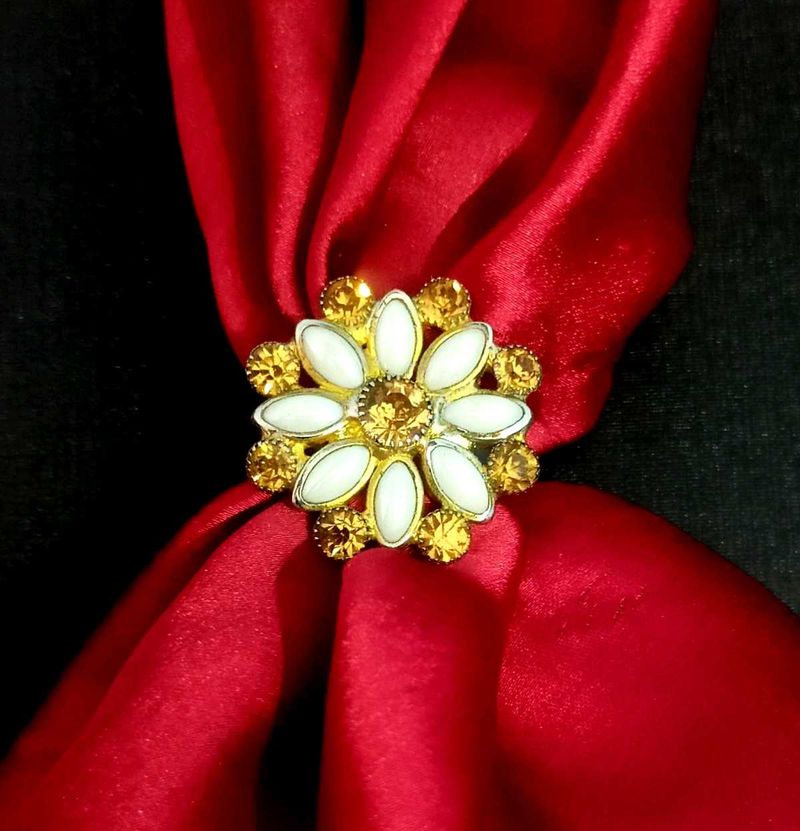 Statement Ring