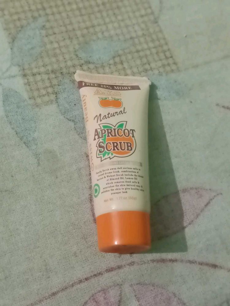 Natural Apricot Scrub