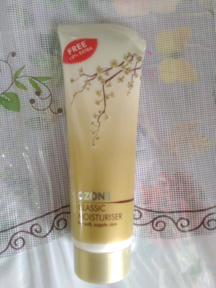Sunscreem And Moisturizer