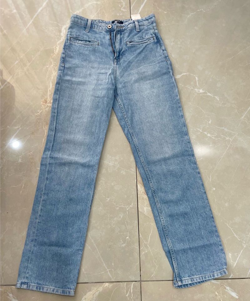 Light Wash Straight Leg Jeans