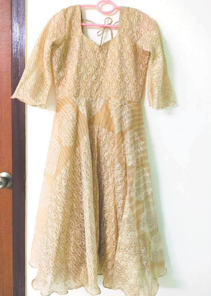 Short Gown
