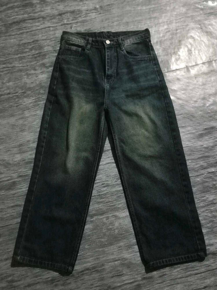 🔥 Vintage Fade Wide-Leg Jeans 🔥