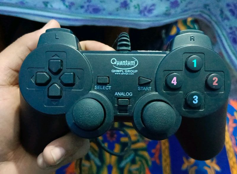 Gaming Consoles & Accessories | Quantum Gaming Remort Controler | Freeup