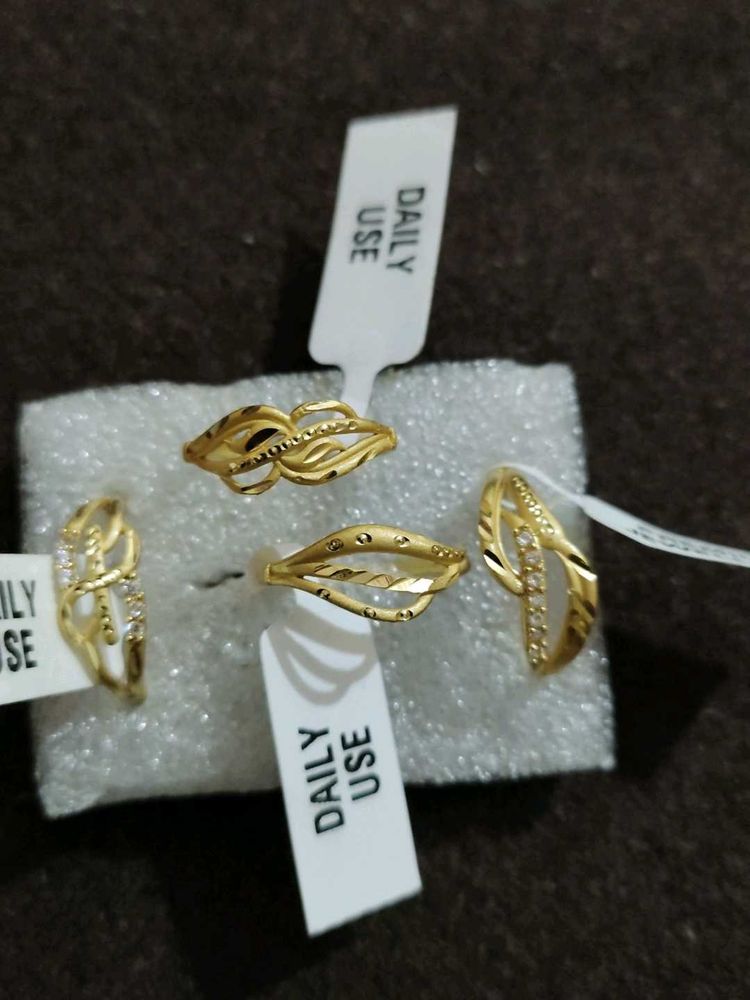 Elegant look like Gold Rings Set( colour gua)rante
