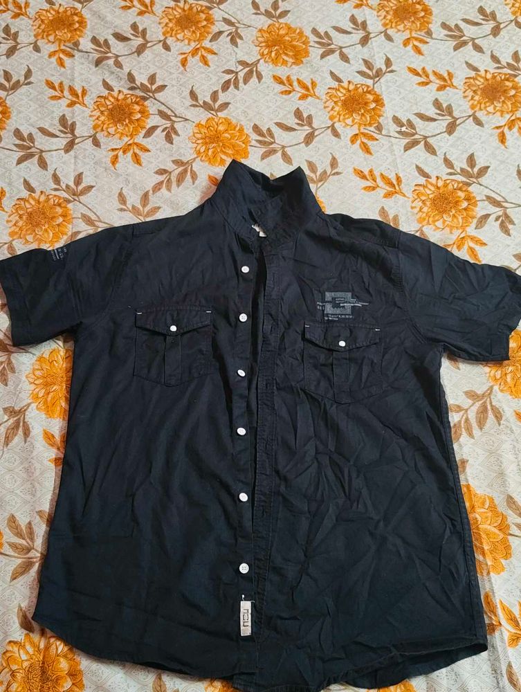 Men's Black Short Sleeve Shirt