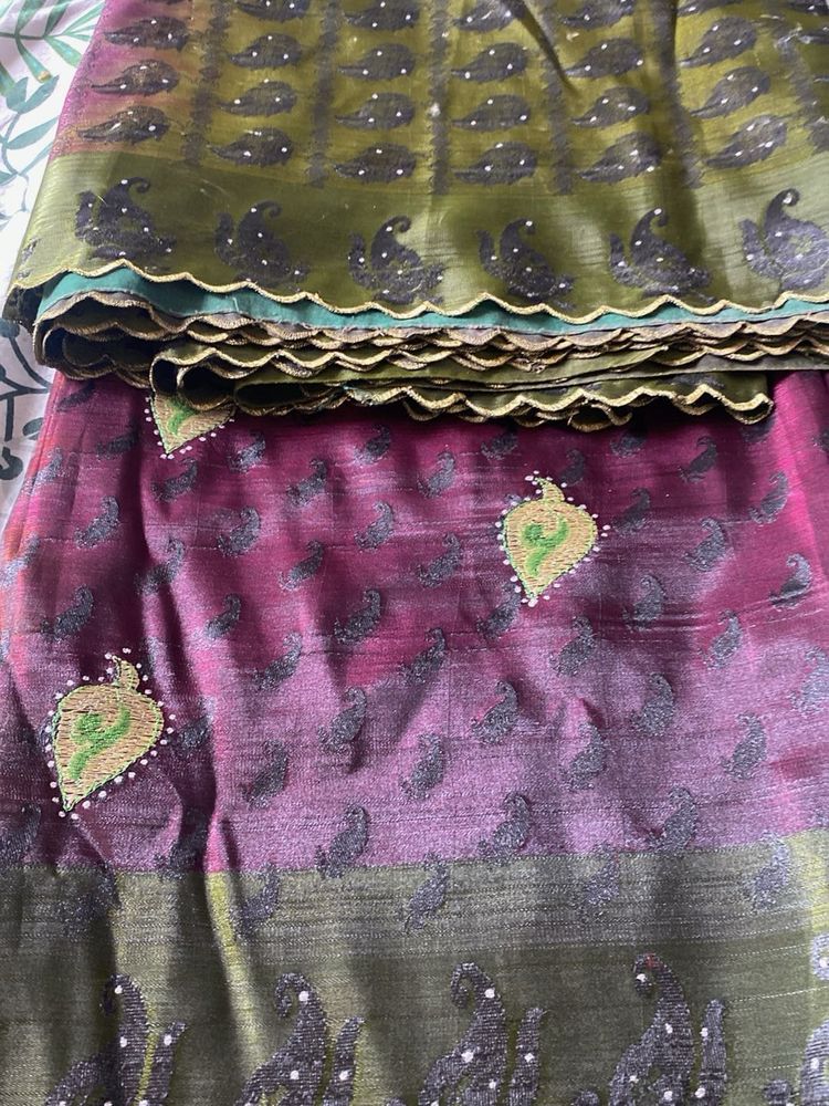 Beautiful Silk Saree with Paisley Motifs