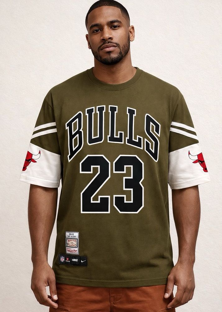 Nike Men's Chicago Bulls Basketball T-Shirt