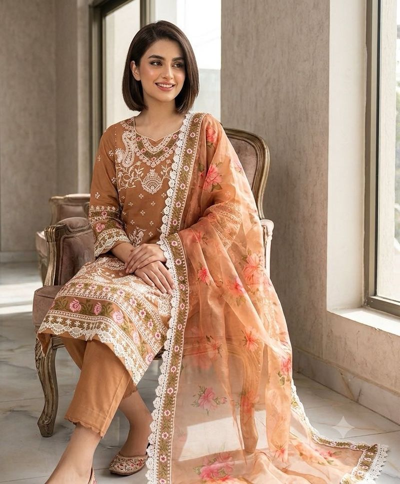 woman cotton Embroidered Kurta Set with orgenza