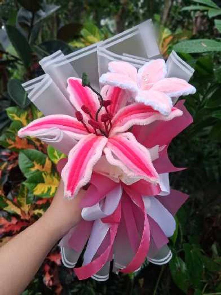 Beautiful Pink Lily Bouquet