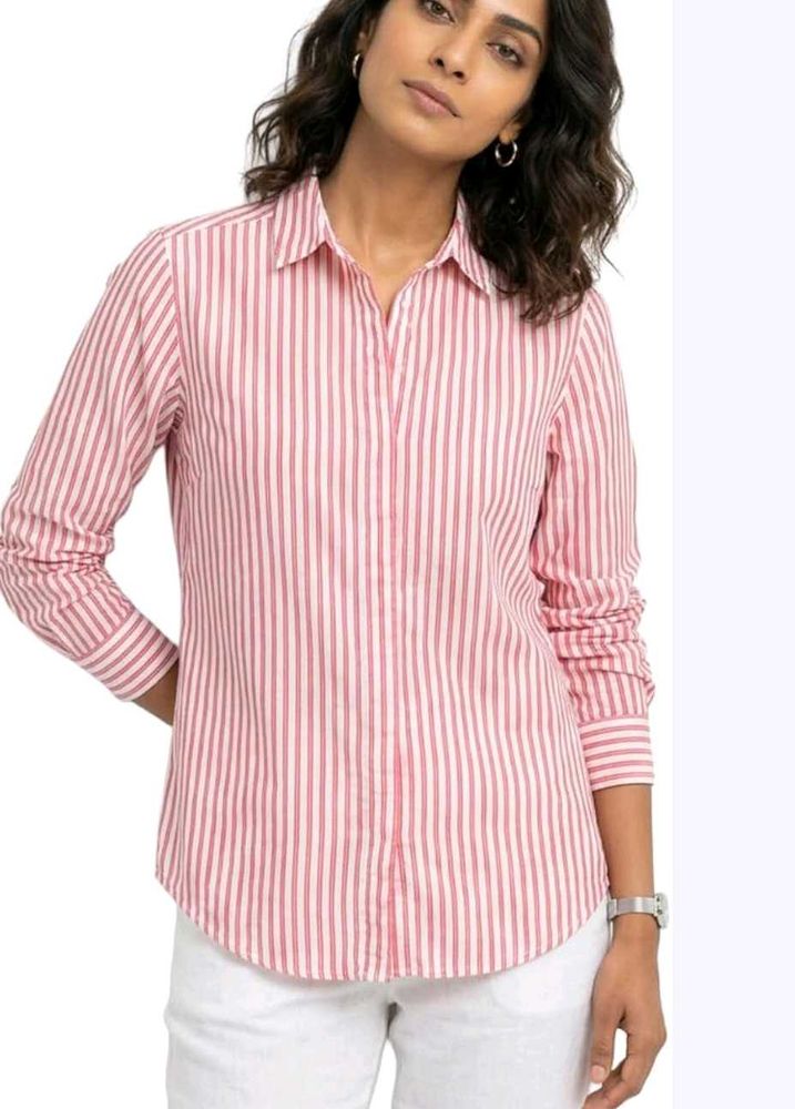 Striped fitted ButtonUp Shirt