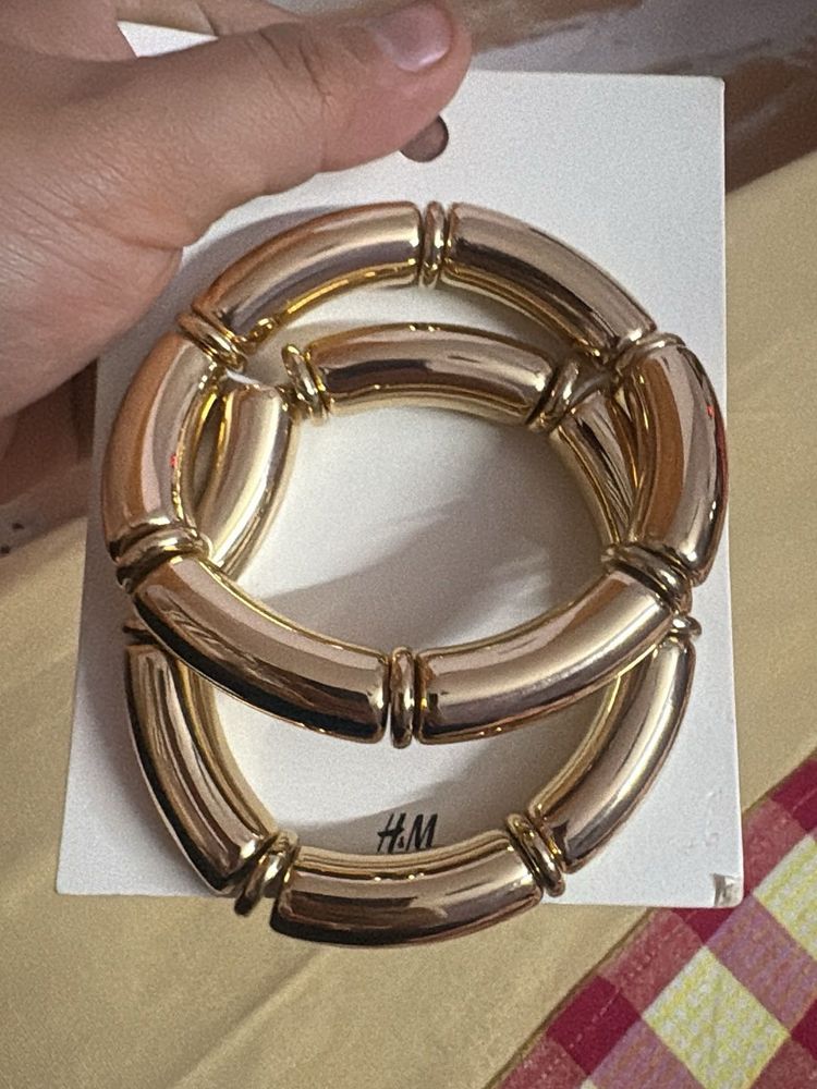 H&amp;M Gold Tone Chunky Bracelets