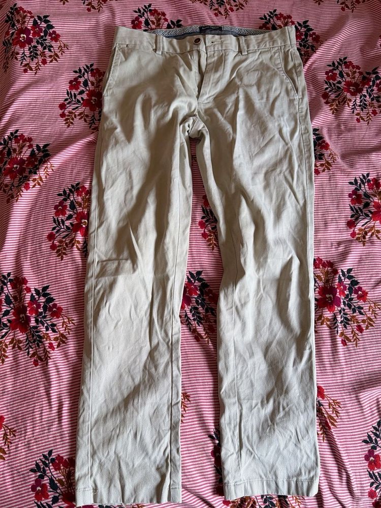 Men's Casual Chinos - Beige
