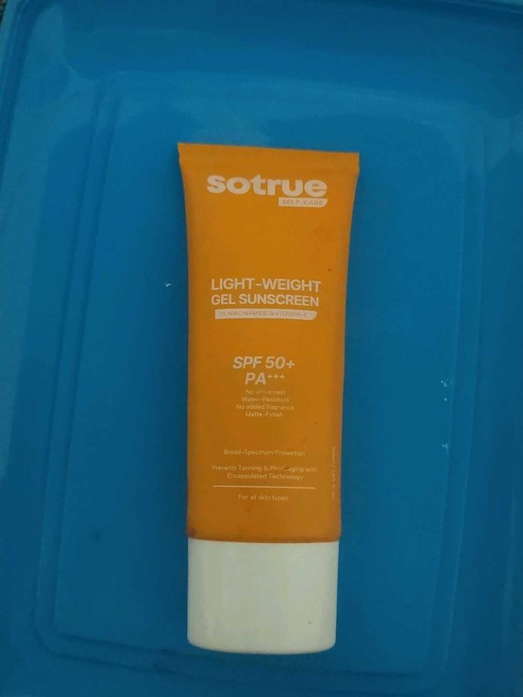 Sotrue Light-Weight Gel Sunscreen SPF 50+
