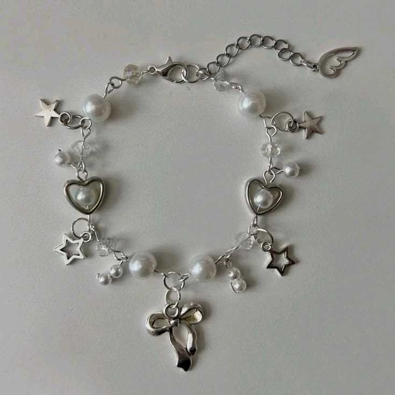 bow beaded bracelet