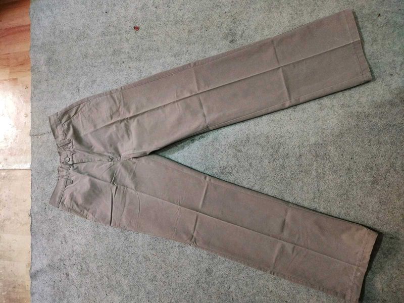 Khaki Pants - Classic Style